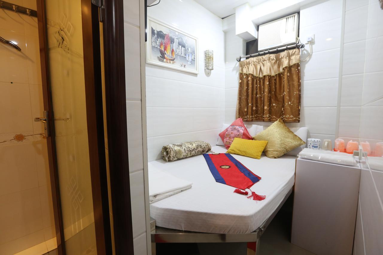 Kamal Traveller Hostel Hong Kong Bagian luar foto
