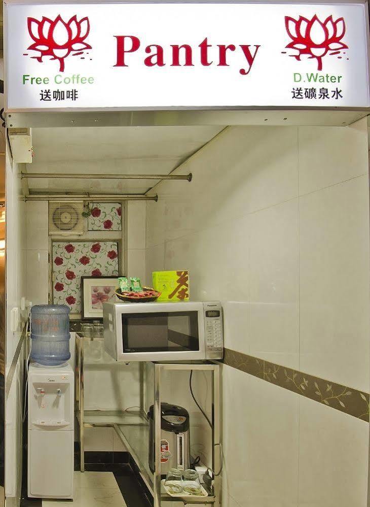 Kamal Traveller Hostel Hong Kong Bagian luar foto